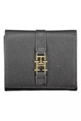 Tommy Hilfiger Sleek Black Multi-Compartment Wallet