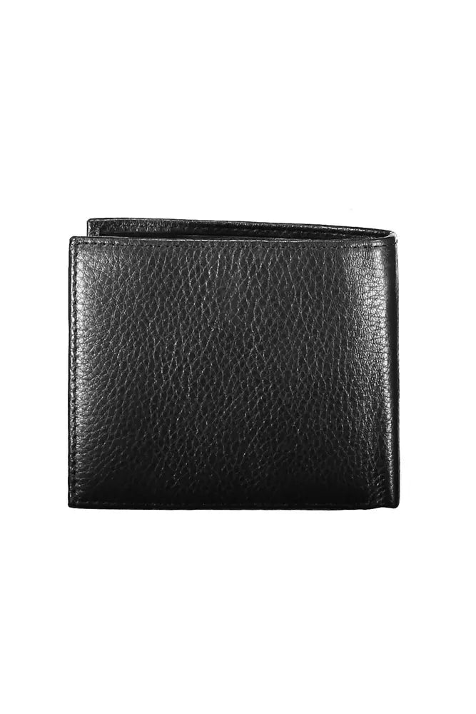 Tommy Hilfiger Sleek Black Leather Wallet with RFID Blocker