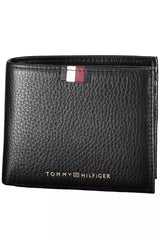 Tommy Hilfiger Elegant Leather Wallet with Contrast Detailing