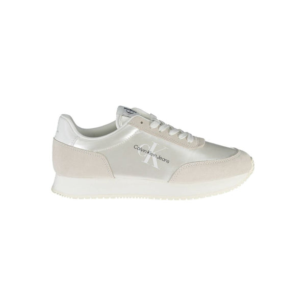 Calvin Klein Chic White Lace-Up Sneakers with Contrast Detail